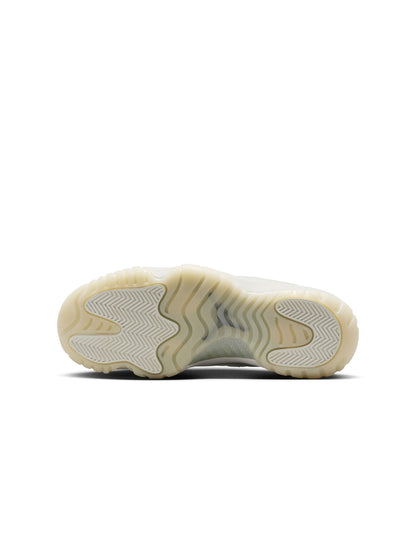 Air Jordan Womens 11 Retro - Pearl — product image 5