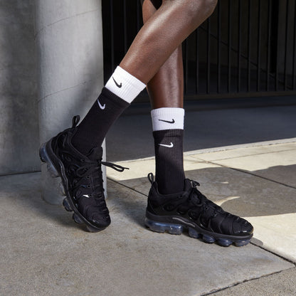 Nike Womens Air Vapormax Plus - Black-Anthracite — product image 10