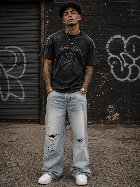 LIGHT WASH DESTROYED DENIM