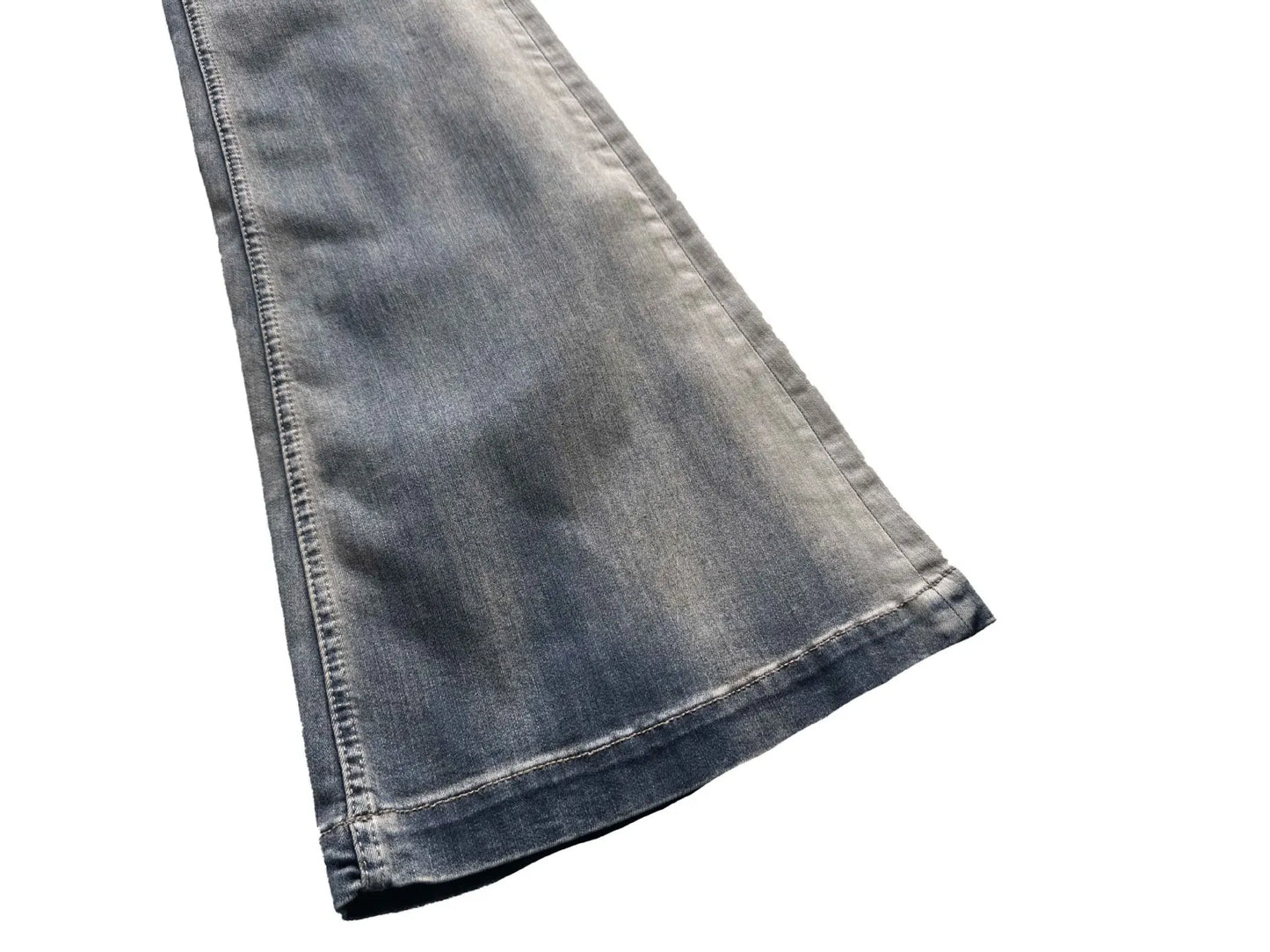 Gradient Washed  Micro-flare Jeans
