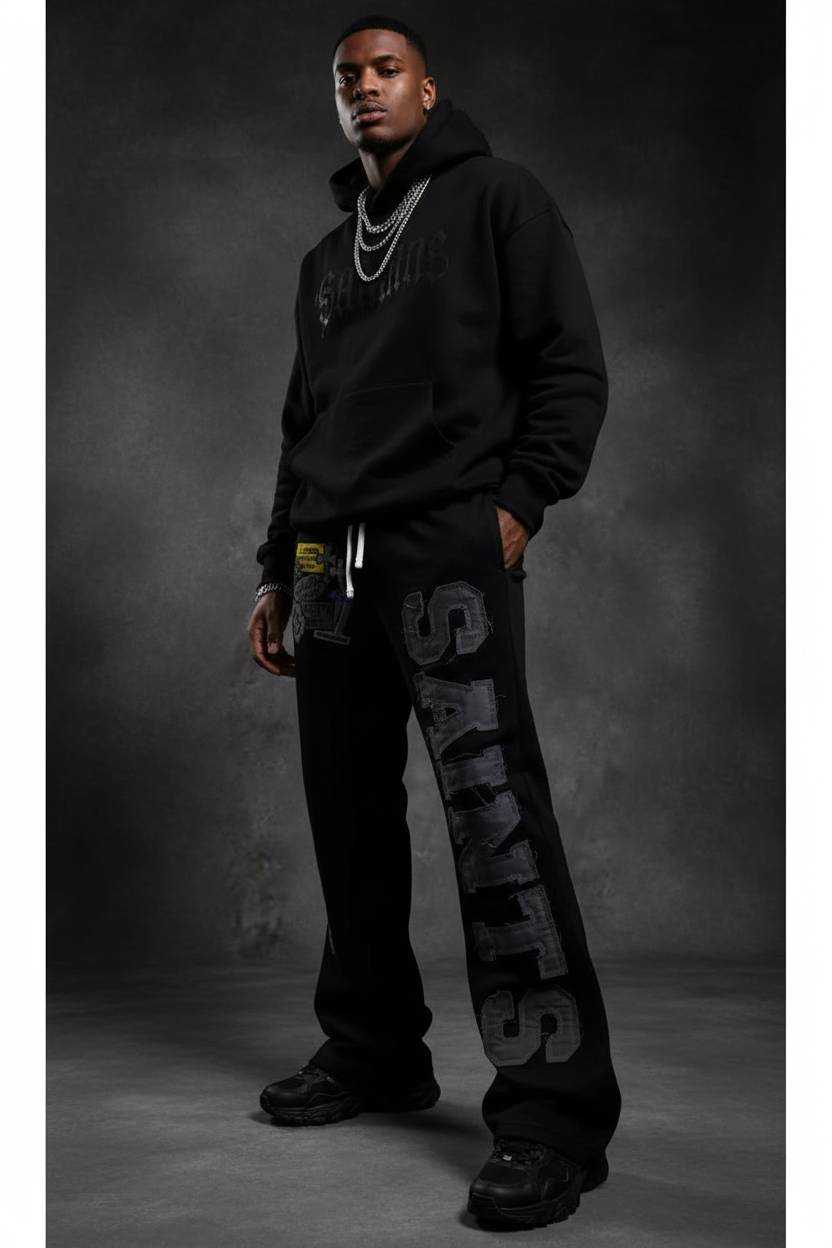 Model – Saints Joggers Color 1