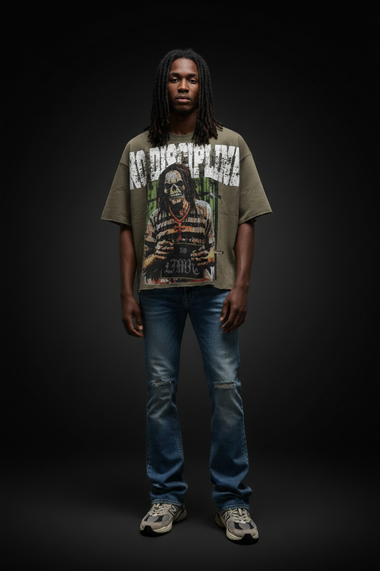 No Discipline Cropped Tee – Model Front Dreads